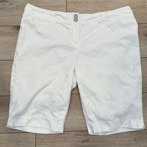 Michael Kors 100% Cotton Lightweight White Bermuda Zipper Shorts Women’s 14P EUC